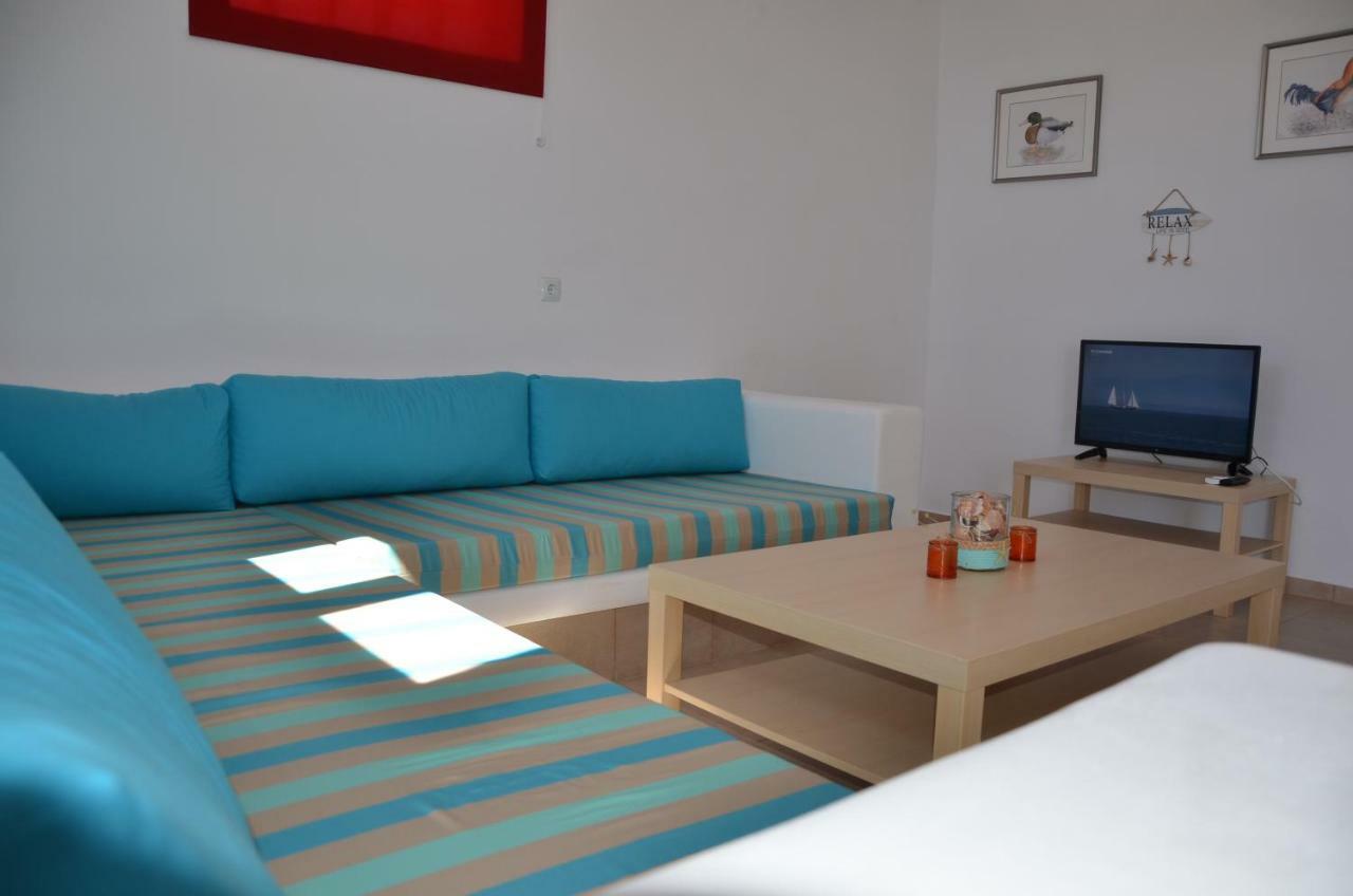 Helona Houses Kamária Extérieur photo